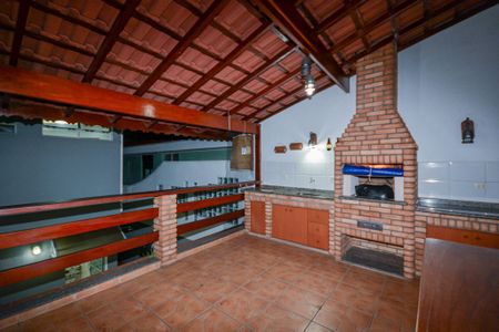 Casa à venda com 172m², 3 quartos e 2 vagas Casa à venda com 172m², 3 quartos e 2 vagasChurrasqueira