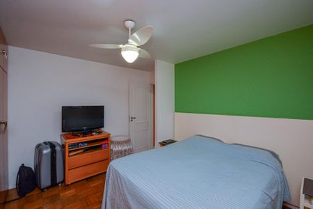 Casa à venda com 172m², 3 quartos e 2 vagas Casa à venda com 172m², 3 quartos e 2 vagasSuite