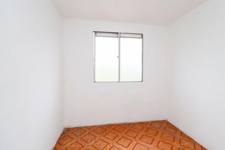 Quarto 2 de apartamento para alugar com 2 quartos, 56m² em Conjunto Residencial José Bonifácio, São Paulo