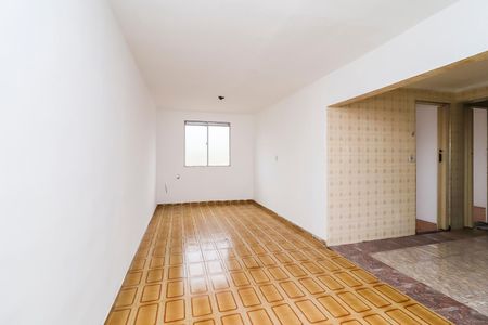 Sala de apartamento para alugar com 2 quartos, 56m² em Conjunto Residencial José Bonifácio, São Paulo