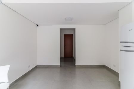 Apartamento para alugar com 31m², 1 quarto e sem vaga Apartamento para alugar com 31m², 1 quarto e sem vagaÁrea comum - Salão de festas