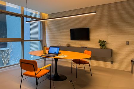 Studio à venda com 20m², 1 quarto e sem vaga Studio à venda com 20m², 1 quarto e sem vagaCoworking - Sala de Reunião