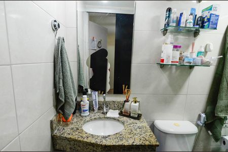 Apartamento à venda com 62m², 3 quartos e 1 vaga Apartamento à venda com 62m², 3 quartos e 1 vagaBanheiro da Suíte