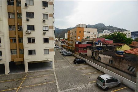 Apartamento à venda com 62m², 3 quartos e 1 vaga Apartamento à venda com 62m², 3 quartos e 1 vagaVista do Quarto 2