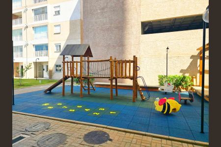 Apartamento à venda com 47m², 2 quartos e 1 vaga Apartamento à venda com 47m², 2 quartos e 1 vagaÁrea comum - Playground