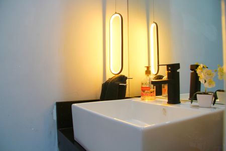 Apartamento à venda com 47m², 2 quartos e 1 vagaBanheiro Social