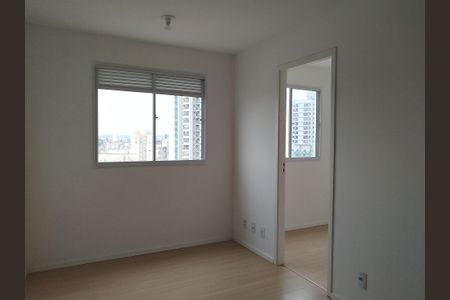 Sala de apartamento para alugar com 2 quartos, 34m² em Chácara Seis de Outubro, São Paulo