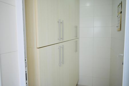 Apartamento à venda com 135m², 3 quartos e 4 vagas Apartamento à venda com 135m², 3 quartos e 4 vagasDespensa