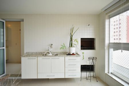 Sacada da Sala de apartamento à venda com 3 quartos, 135m² em Vila da Saúde, São Paulo