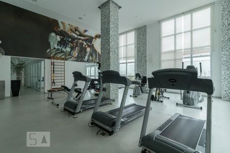 Apartamento à venda com 135m², 3 quartos e 4 vagas Apartamento à venda com 135m², 3 quartos e 4 vagasÁrea comum - Academia