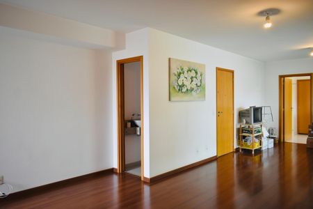 Sala de apartamento à venda com 3 quartos, 135m² em Vila da Saúde, São Paulo