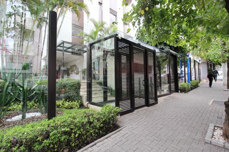 Apartamento à venda com 117m², 3 quartos e 2 vagasFachada e Portaria