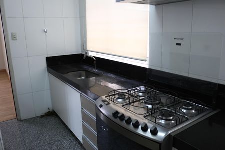 Apartamento para alugar com 168m², 4 quartos e sem vagaCozinha