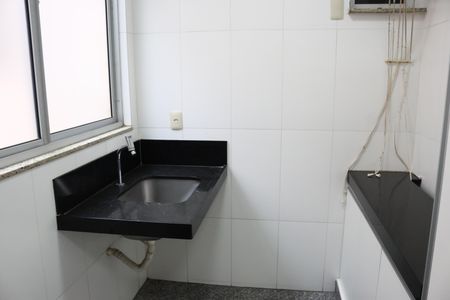 Apartamento para alugar com 168m², 4 quartos e sem vagaÁrea de serviço