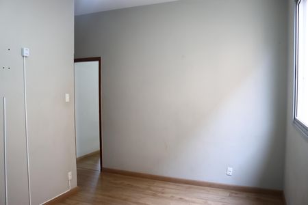 Apartamento para alugar com 168m², 4 quartos e sem vagaSuite