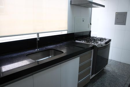Apartamento para alugar com 168m², 4 quartos e sem vagaCozinha