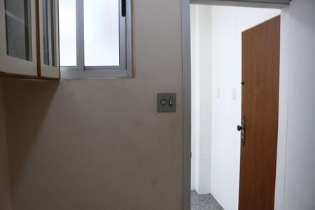 Apartamento para alugar com 168m², 4 quartos e sem vagaQuarto de Serviço