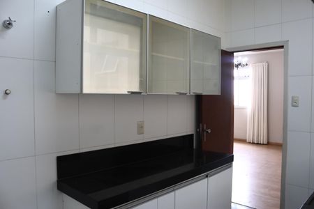 Apartamento para alugar com 168m², 4 quartos e sem vagaCozinha