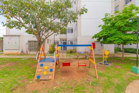 Apartamento à venda com 43m², 2 quartos e 1 vaga Apartamento à venda com 43m², 2 quartos e 1 vagaÁrea comum - Playground