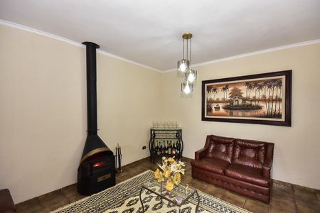 Casa à venda com 176m², 2 quartos e 3 vagasSala