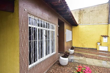 Casa à venda com 176m², 2 quartos e 3 vagasEntrada