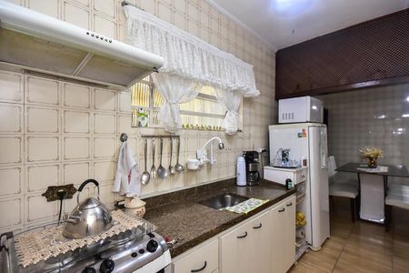 Casa à venda com 176m², 2 quartos e 3 vagasCozinha