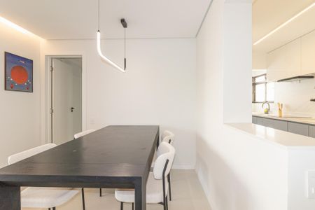 Sala de apartamento à venda com 3 quartos, 86m² em Moema, São Paulo