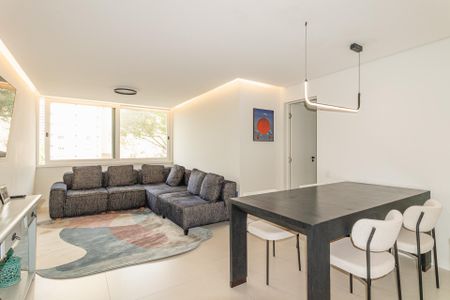 Sala de apartamento à venda com 3 quartos, 86m² em Moema, São Paulo