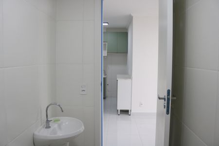 Apartamento para alugar com 37m², 2 quartos e sem vagaBanheiro