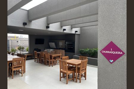 Apartamento para alugar com 37m², 2 quartos e sem vagaÁrea comum - Churrasqueira