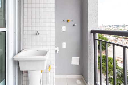 Apartamento à venda com 41m², 2 quartos e 1 vaga Apartamento à venda com 41m², 2 quartos e 1 vagaVaranda