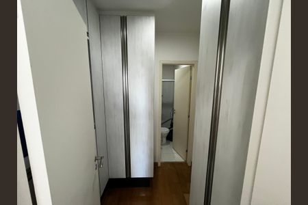 Apartamento à venda com 129m², 3 quartos e 3 vagas Apartamento à venda com 129m², 3 quartos e 3 vagasÁrea de Serviço