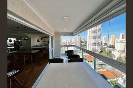 Apartamento à venda com 129m², 3 quartos e 3 vagas Apartamento à venda com 129m², 3 quartos e 3 vagasVaranda da Sala