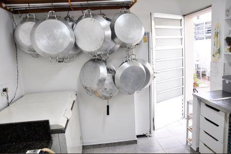 Casa à venda com 250m², 5 quartos e 4 vagas Casa à venda com 250m², 5 quartos e 4 vagasCozinha 2