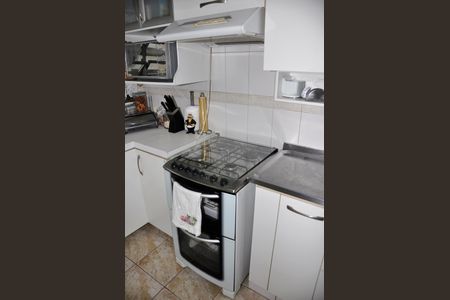 Casa à venda com 250m², 5 quartos e 4 vagas Casa à venda com 250m², 5 quartos e 4 vagasCozinha