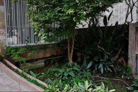 Casa à venda com 250m², 5 quartos e 4 vagas Casa à venda com 250m², 5 quartos e 4 vagasHall de entrada