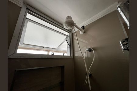 Apartamento à venda com 58m², 2 quartos e 1 vaga Apartamento à venda com 58m², 2 quartos e 1 vagaBanheiro