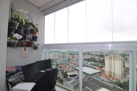 Apartamento à venda com 83m², 2 quartos e 2 vagasVaranda da Suíte