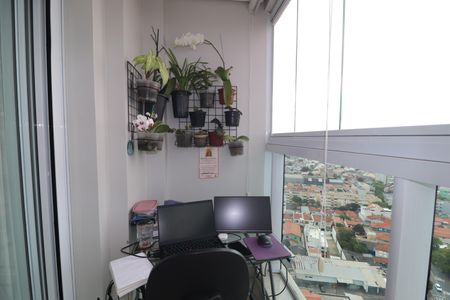 Apartamento à venda com 83m², 2 quartos e 2 vagasVaranda da Suíte