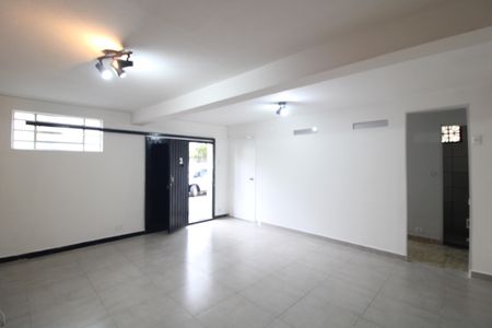 Casa para alugar com 1 quarto, 35m² em Vila Anhanguera, São Paulo