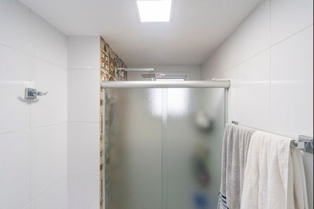 Apartamento à venda com 52m², 2 quartos e 1 vaga Apartamento à venda com 52m², 2 quartos e 1 vagaBanheiro