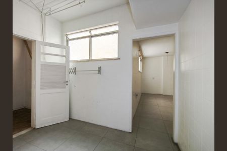 Apartamento para alugar com 126m², 3 quartos e 1 vaga Apartamento para alugar com 126m², 3 quartos e 1 vagaÁrea de Serviço