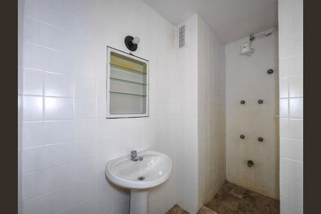 Apartamento para alugar com 126m², 3 quartos e 1 vaga Apartamento para alugar com 126m², 3 quartos e 1 vagaBanheiro da Suíte