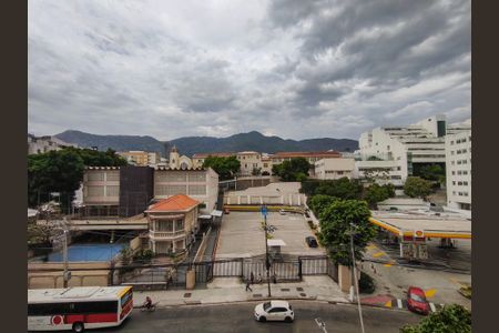 Apartamento para alugar com 126m², 3 quartos e 1 vaga Apartamento para alugar com 126m², 3 quartos e 1 vagaVista do Quarto 1