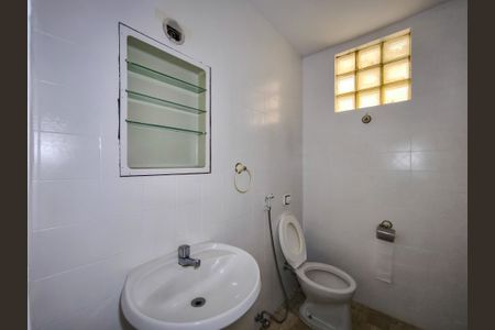 Apartamento para alugar com 126m², 3 quartos e 1 vaga Apartamento para alugar com 126m², 3 quartos e 1 vagaBanheiro