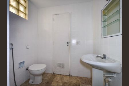 Apartamento para alugar com 126m², 3 quartos e 1 vaga Apartamento para alugar com 126m², 3 quartos e 1 vagaBanheiro da Suíte