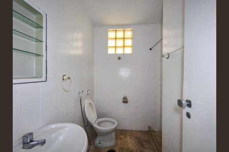 Apartamento para alugar com 126m², 3 quartos e 1 vaga Apartamento para alugar com 126m², 3 quartos e 1 vagaBanheiro