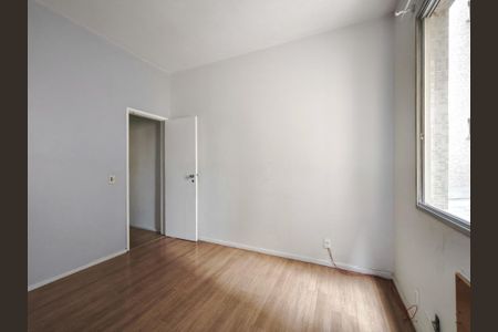 Apartamento para alugar com 126m², 3 quartos e 1 vaga Apartamento para alugar com 126m², 3 quartos e 1 vagaQuarto 2