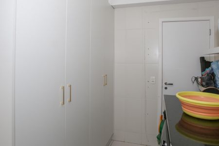 Apartamento para alugar com 241m², 4 quartos e 3 vagas Apartamento para alugar com 241m², 4 quartos e 3 vagasÁrea de Serviço