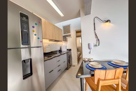Apartamento à venda com 50m², 2 quartos e sem vaga Apartamento à venda com 50m², 2 quartos e sem vagaCozinha e Área de Serviço